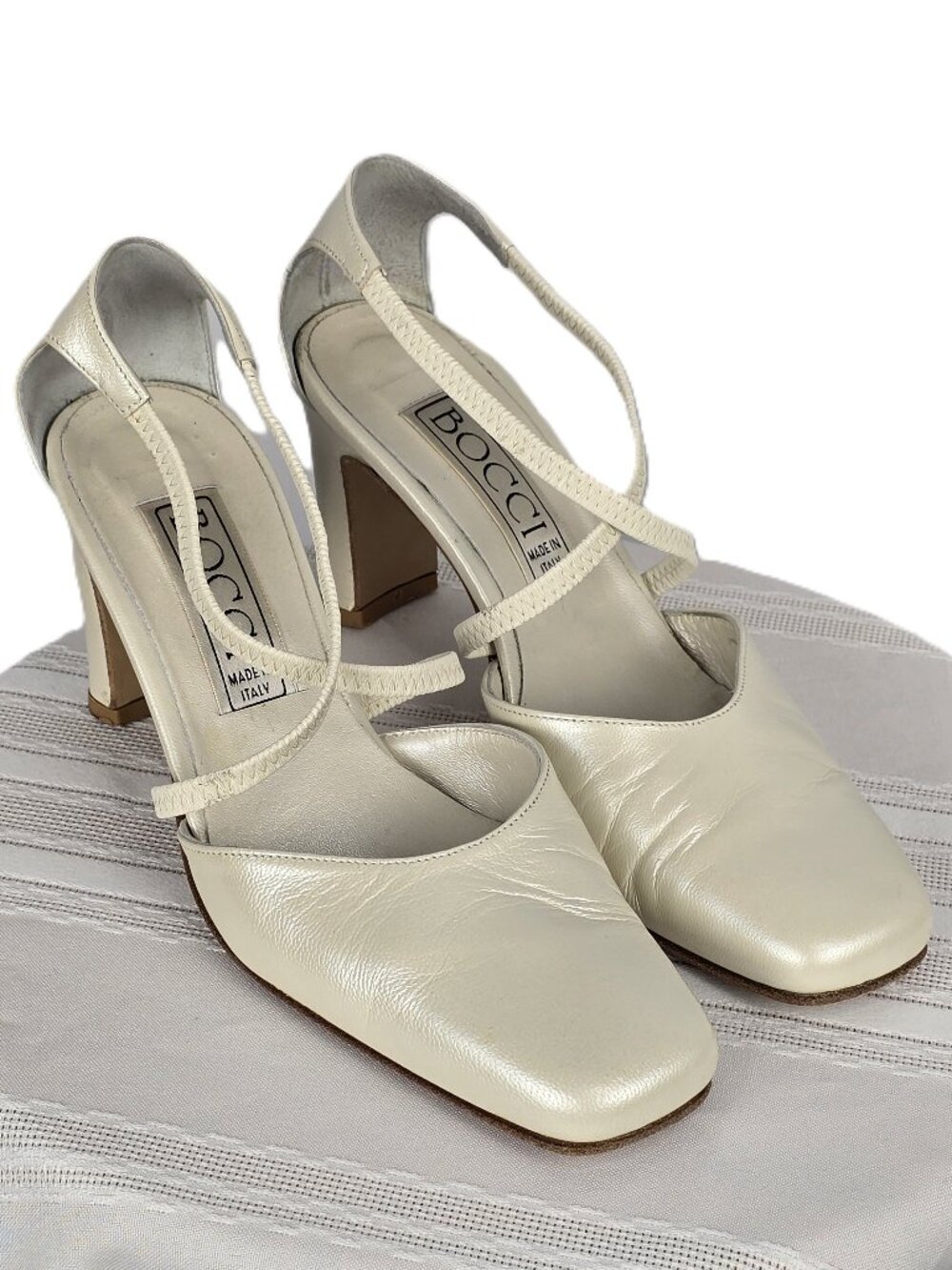 Vintage Bocci Italian Leather Heels – Pearl Finish Size 36.5